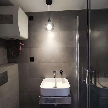 홈스테이 Piaskowa 44 *